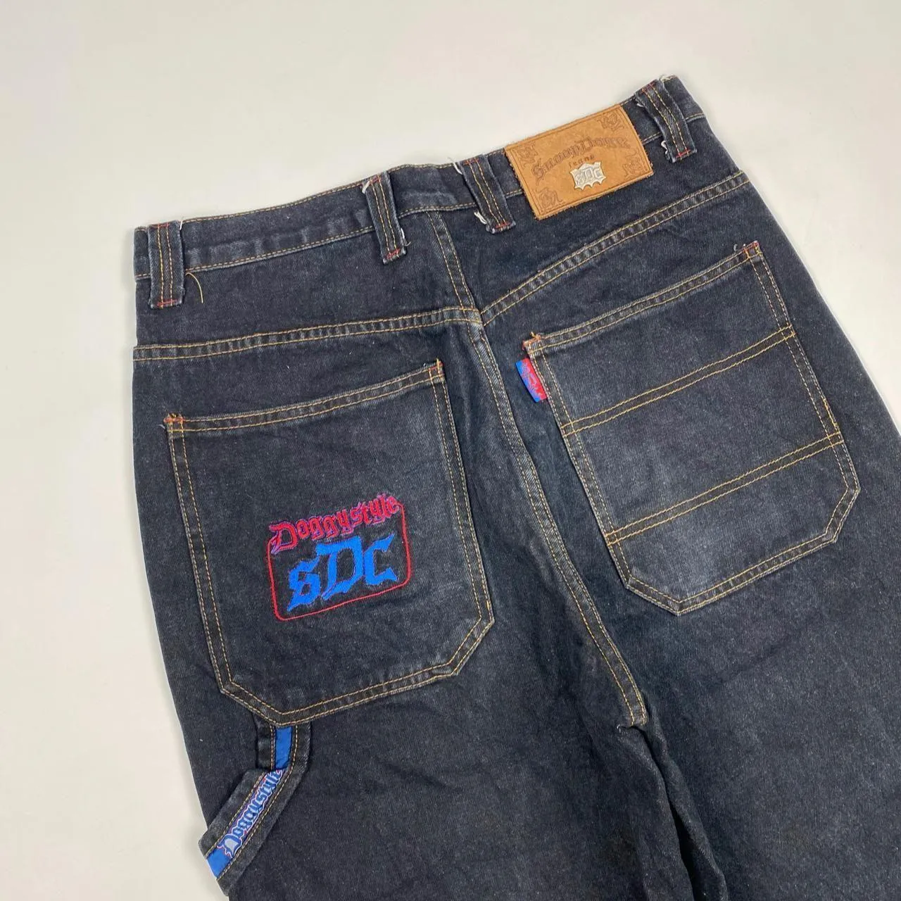 Authentic Vintage Snoop Dog Doggystyle Jeans (32")