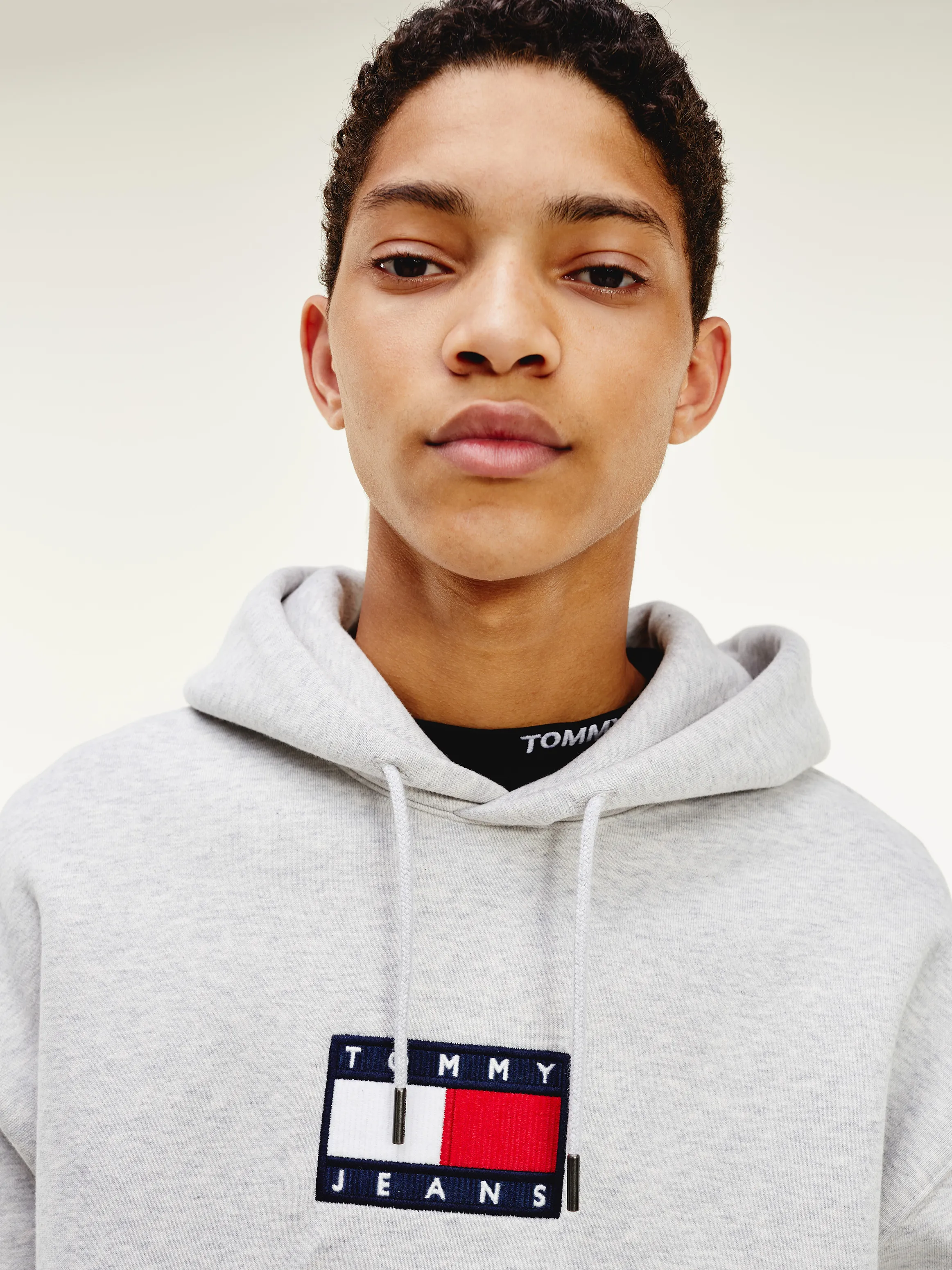 Badge Organic Cotton Fleece Hoody | Sweatshirts & Hoodies | Tommy Hilfiger