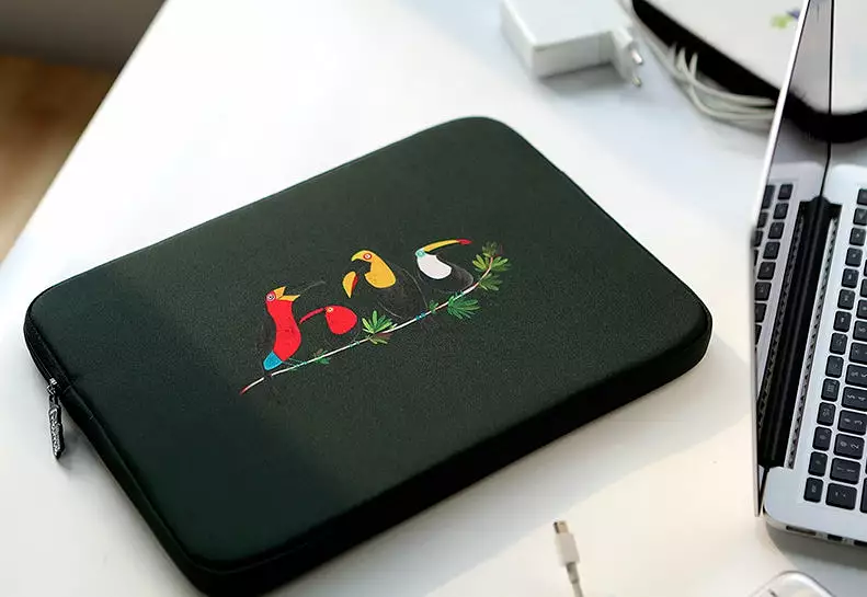 Black Bird Toucans Graphic Laptop Sleeves iPad 11 13 15 inch Cases Protective Covers Handbags Square Pouches Designer Artist Pri