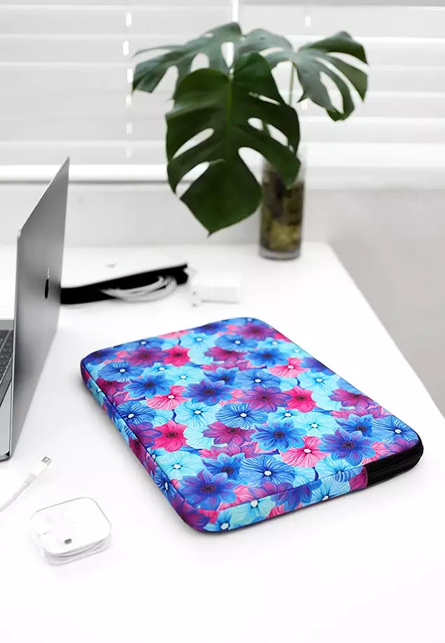 Blue Red Dahlia Floral Graphic Laptop Sleeves 11 13 15 inch Cases Protective Covers Handbags Square Pouches Designer Artist Prin