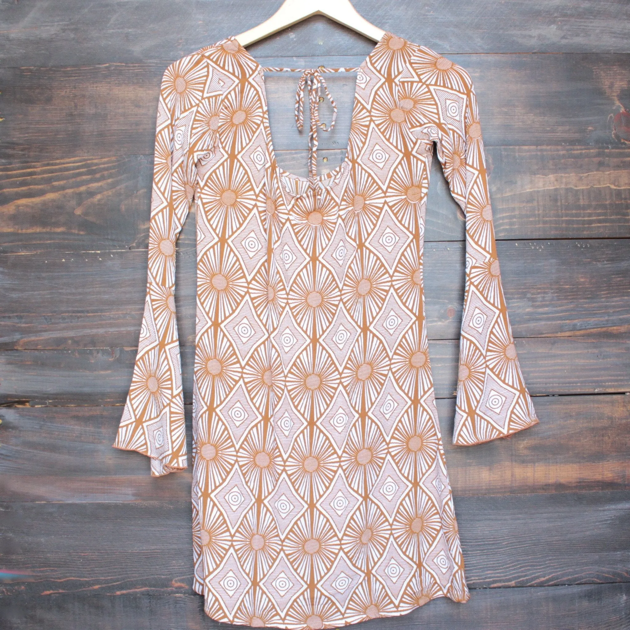 Final Sale - YIREH Hawaii Maize Bell Sleeve Dress in Sand Dollar