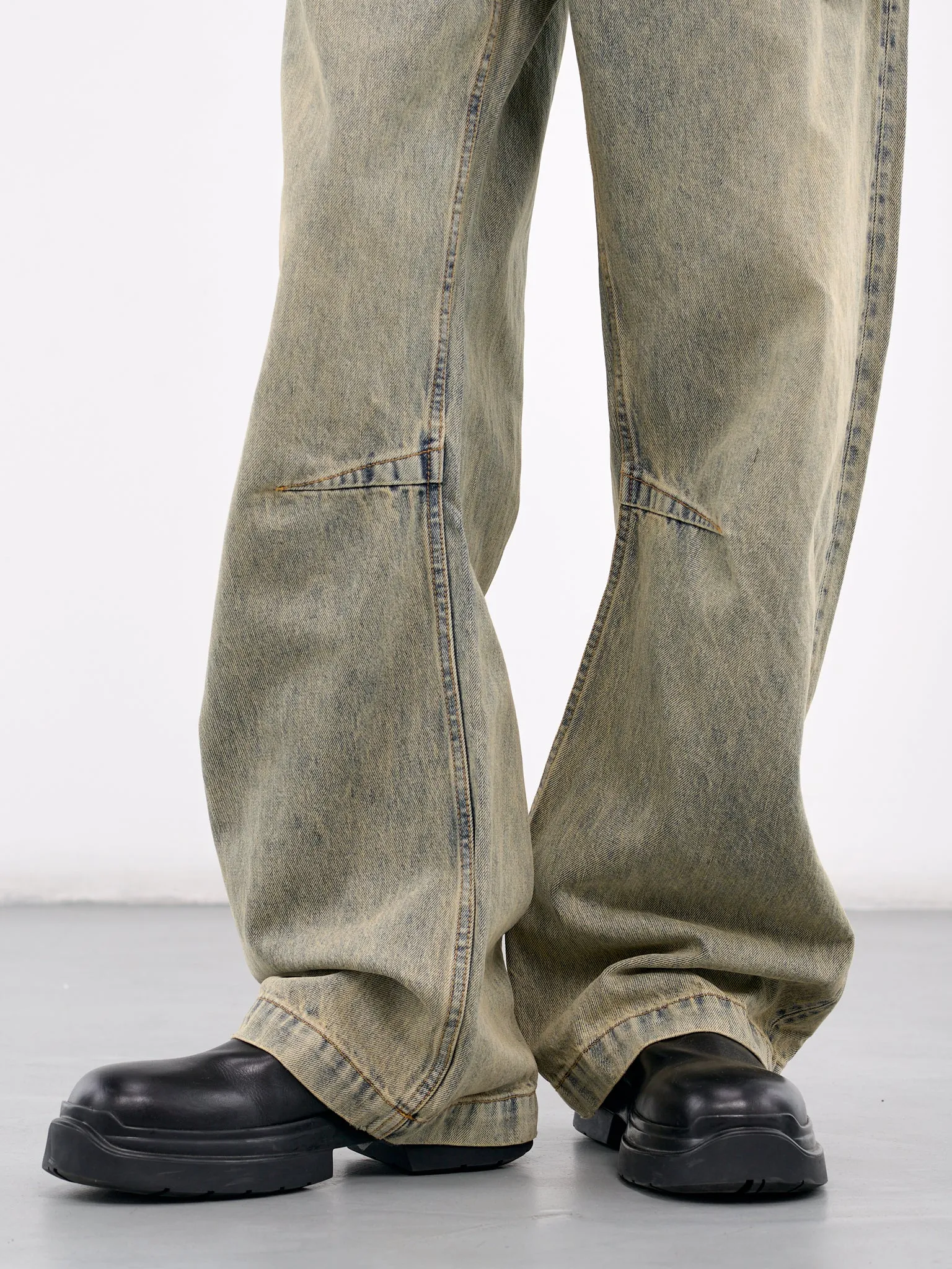 Gem Jeans (ES2431SW-SURFACE-WAVE)