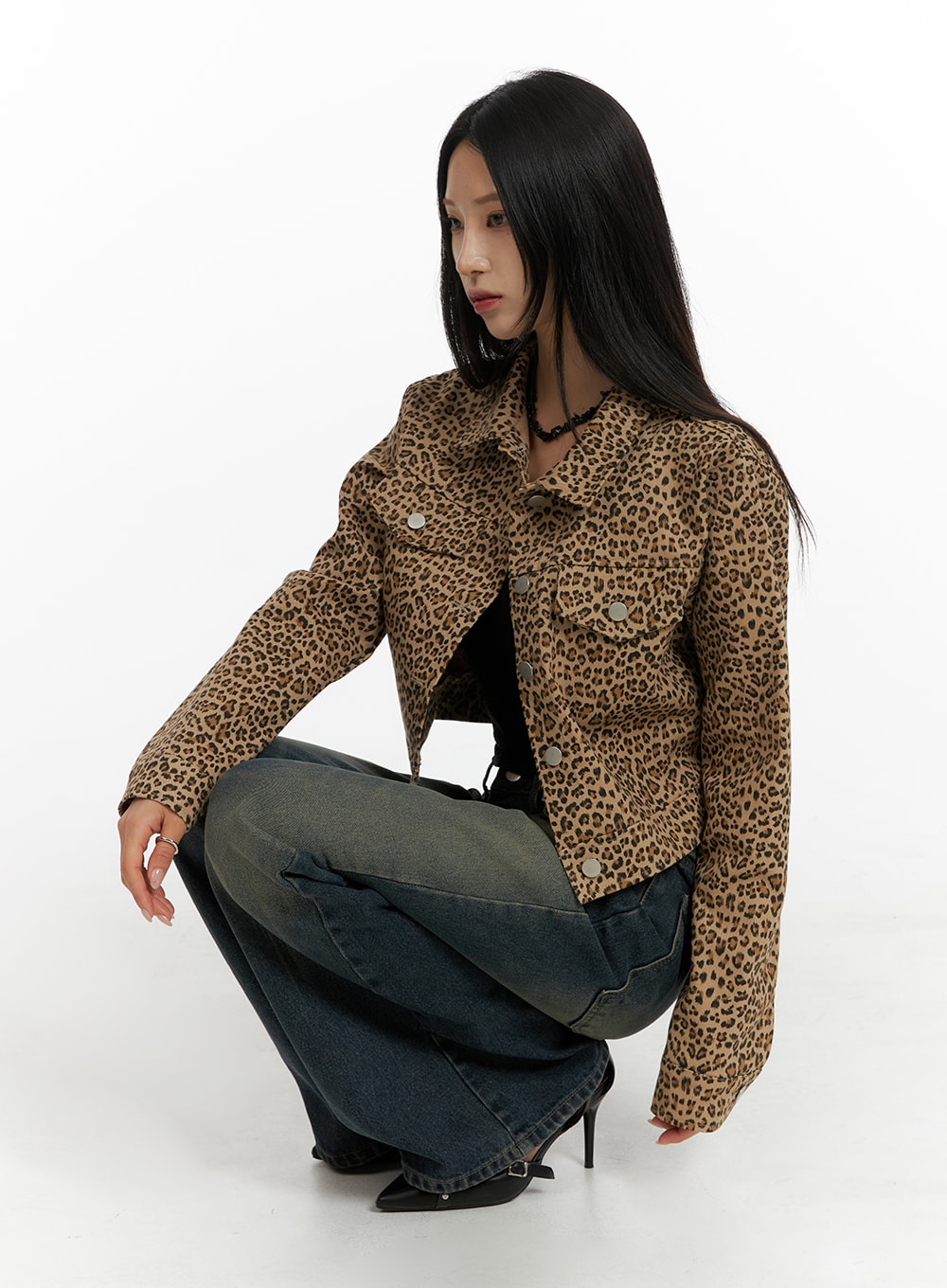 Leopard Buttoned Crop Jacket CF429