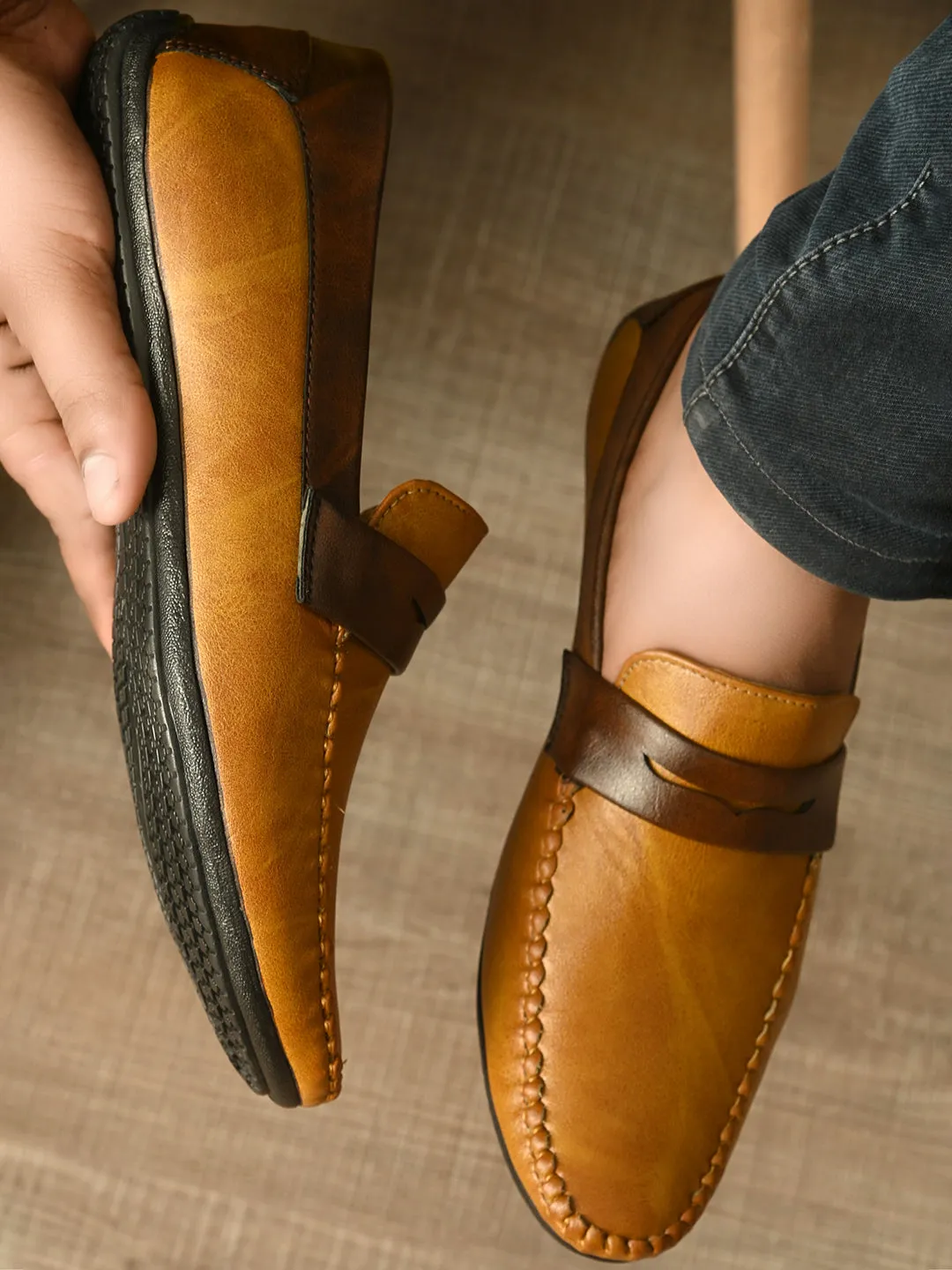 Men Colour Blocked Loafers