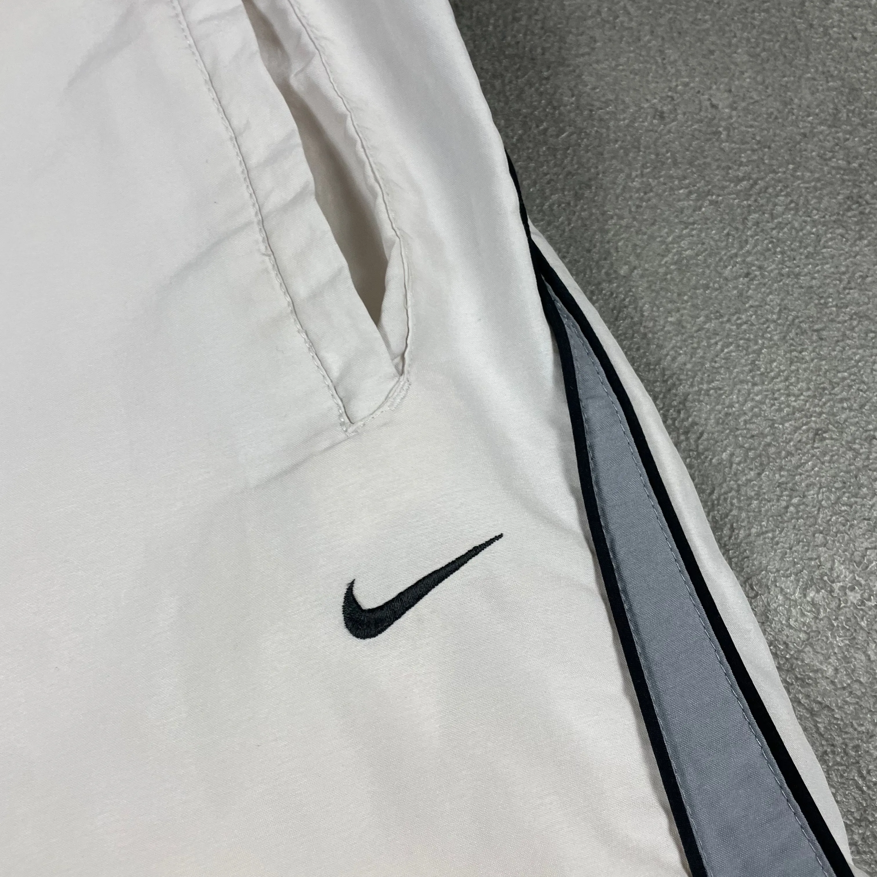 Nike vintage Trackpant (XL)