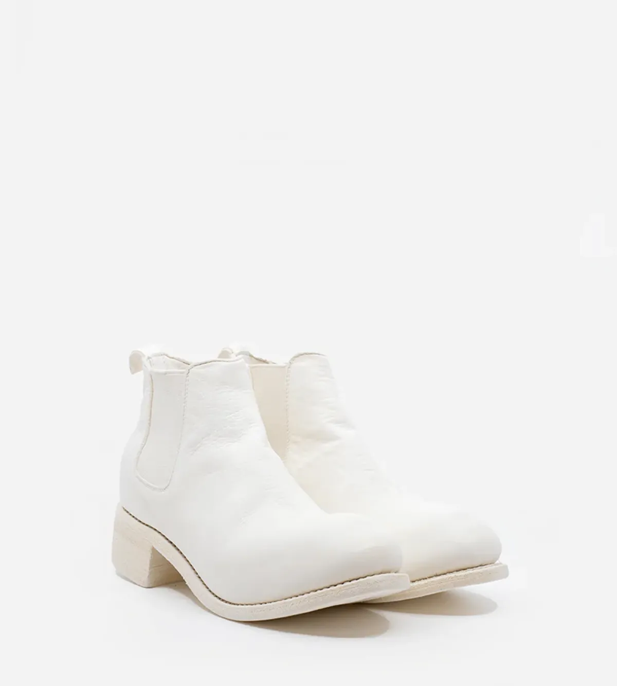 PL06 Chelsea Boot - White