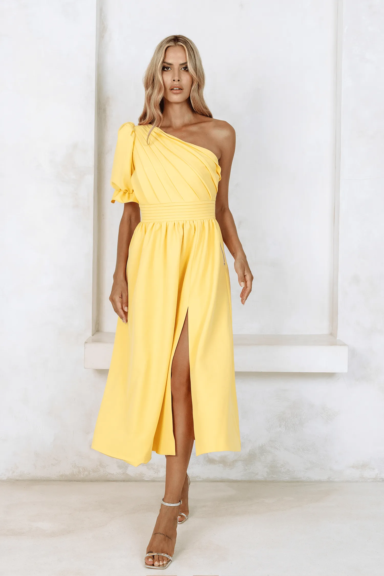 STASSI One Shoulder Puff Midi Dress In Yellow