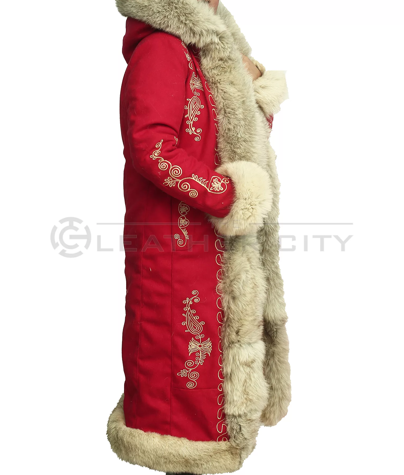 The Christmas Chronicles: Mrs. Clause Coat | TLC