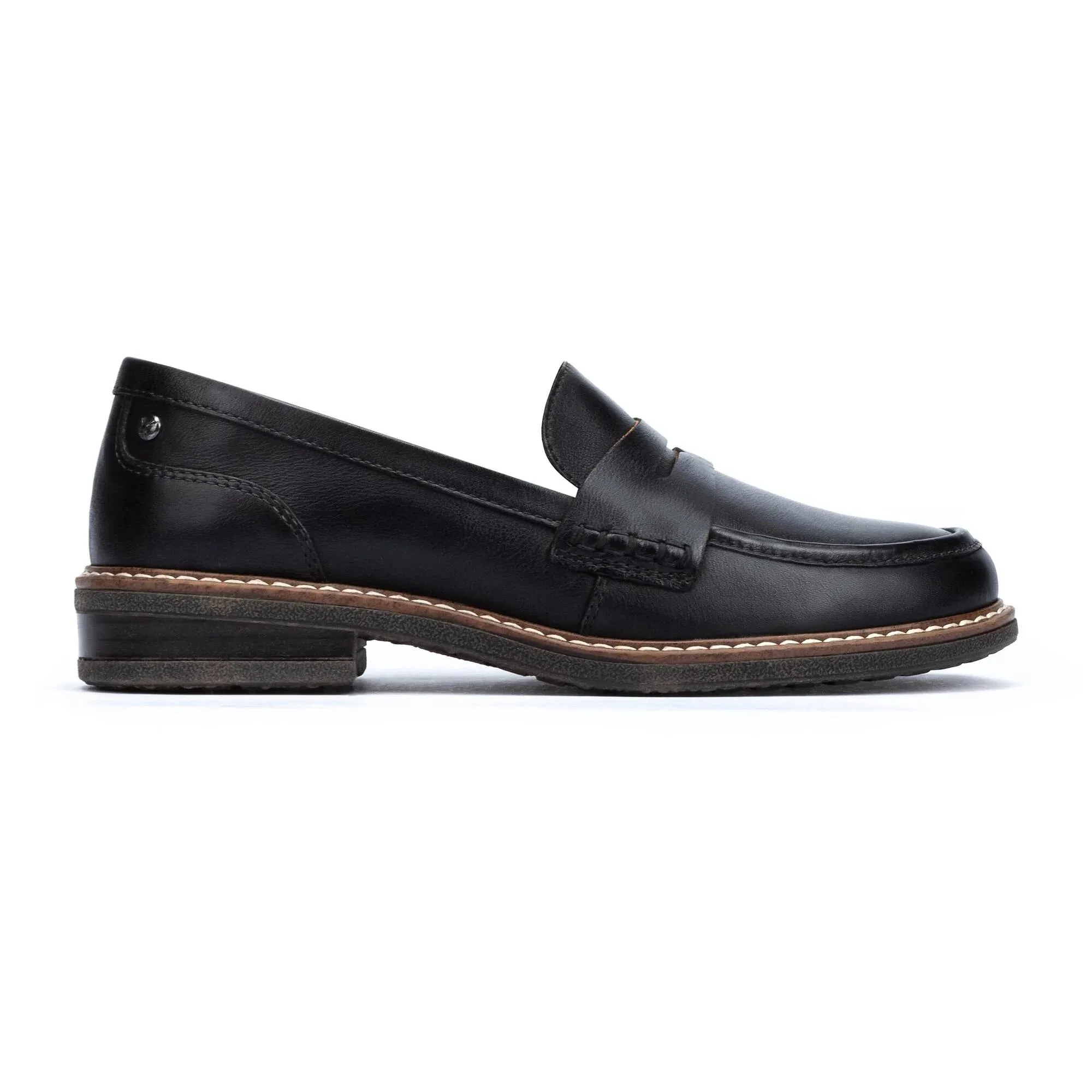 Women's Pikolinos Aldaya Loafers Color: Black